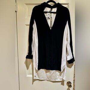 Women’s Topshop color block high low button down shirt. Size 6. NEW WITH TAGS!